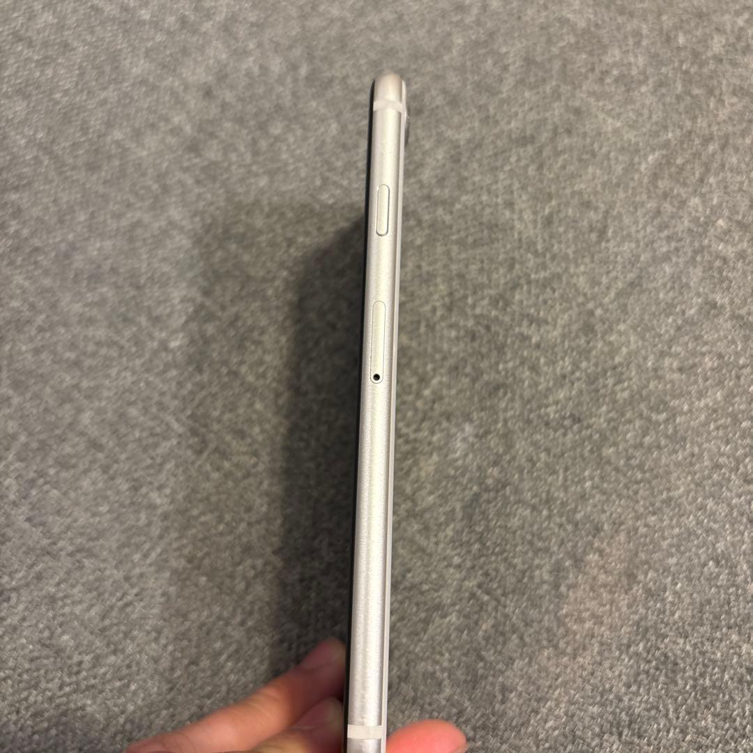 スマートフォン本体 iPhone SE3 128GB