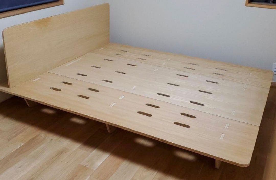 RINGO【コアラベッドフレーム】コアラクイーンサイズマットレスおまけ付き