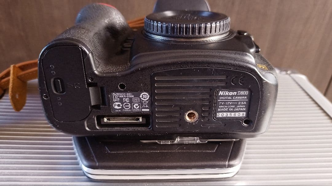 Nikon D800 デジタル一眼レフカメラ レンズ3本セット バッテリーパック