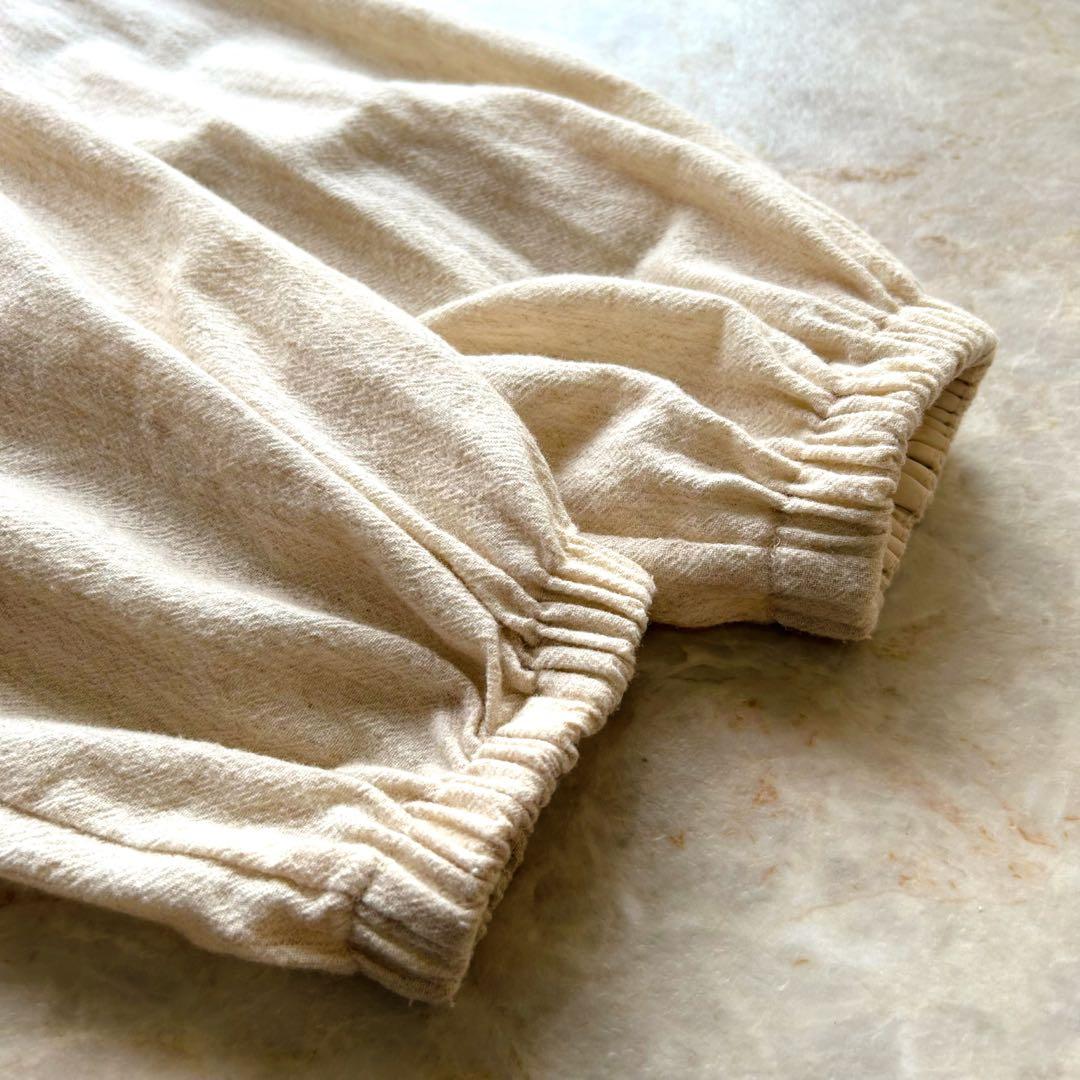 forte_forte ウール ノーカラーブラウス ベージュ ベロア ゴールド