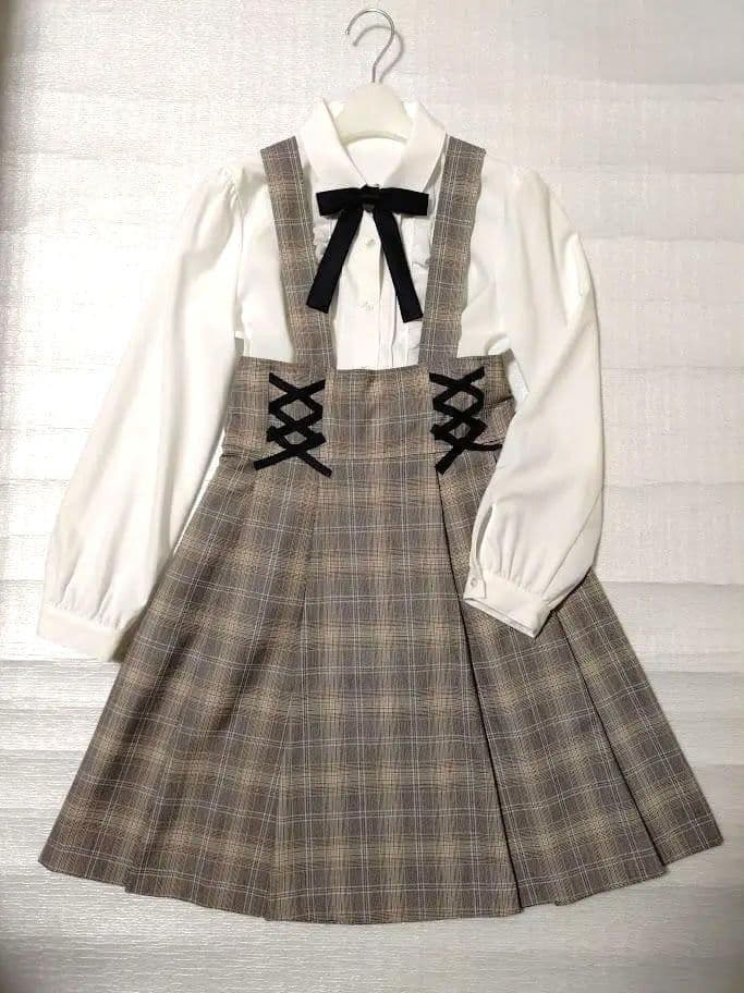 美品ELLE EN NOIR卒服150 フォーマルスカート卒業式エルアンノワール