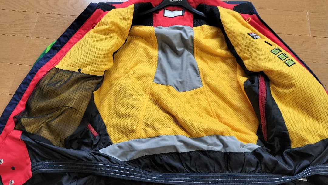 Phenix スキーウェア　スノーウェア　 ジャケット 緑