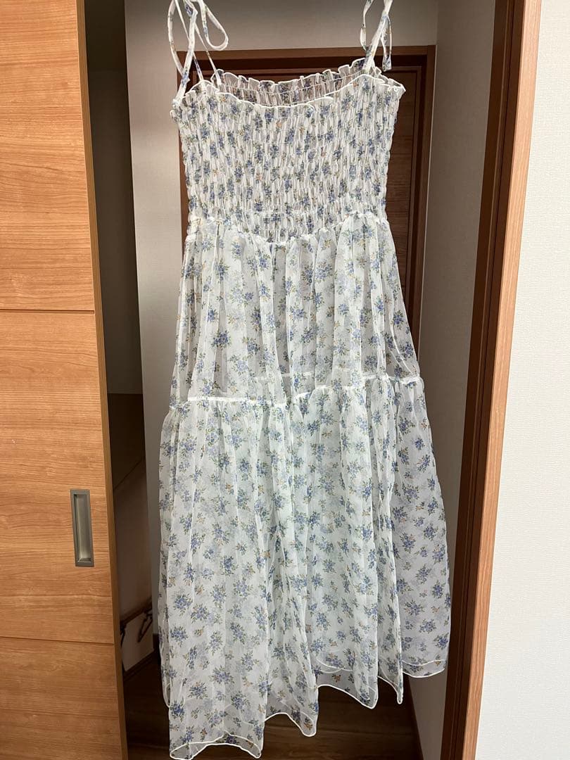 【土日限定価格】Poppy 花柄チュールワンピース あさぎーにょ