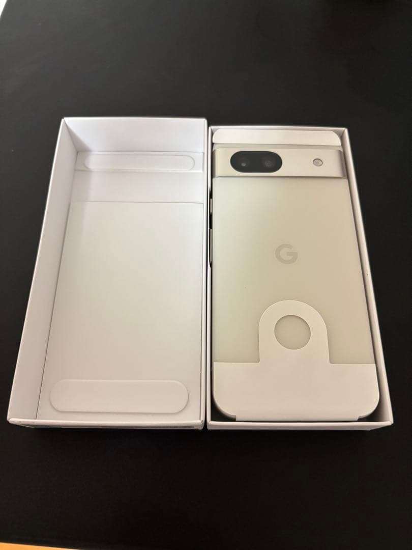 Google Pixel 8a Porcelain 本体
