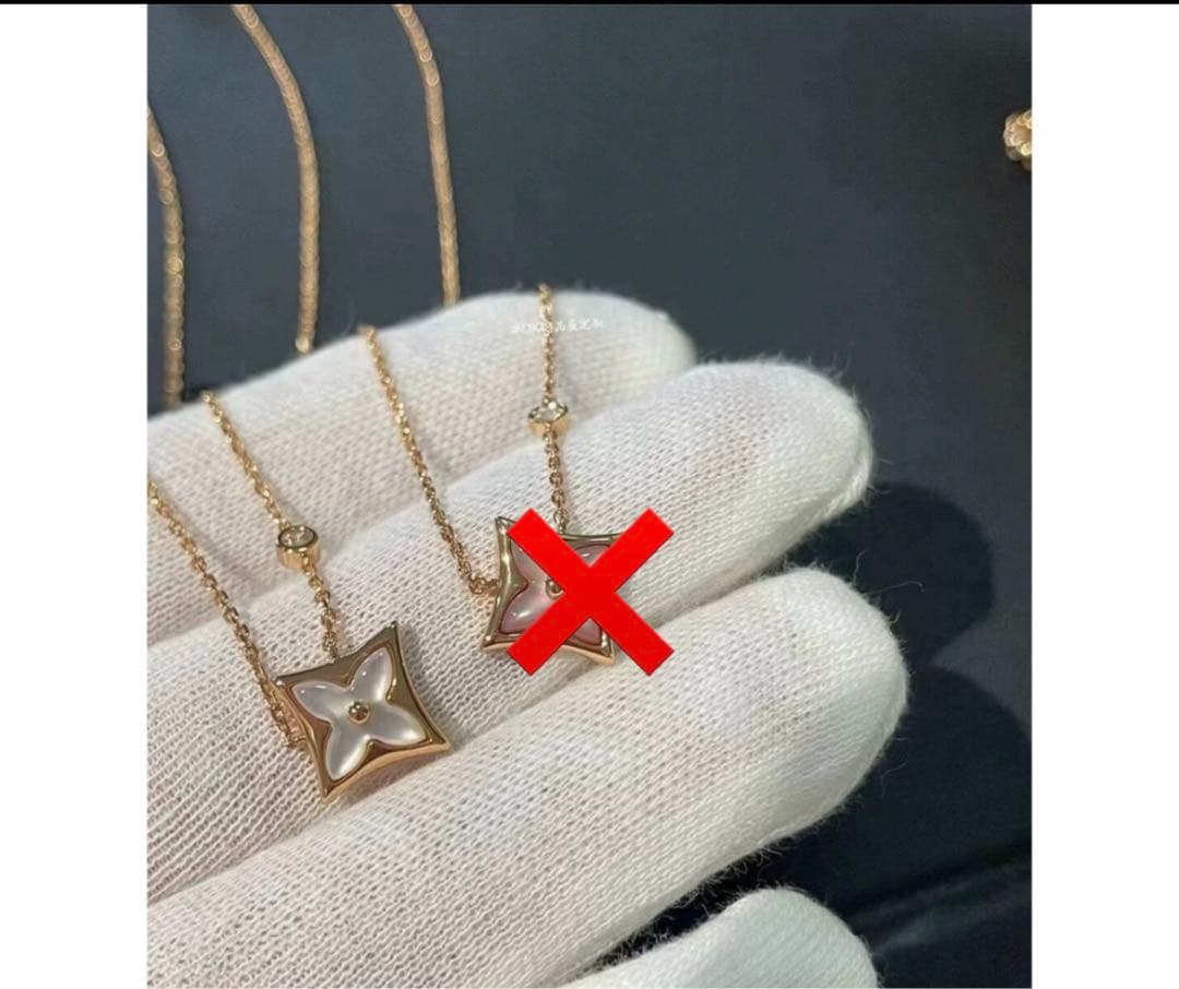 ルイヴィトン　ネックレス　白