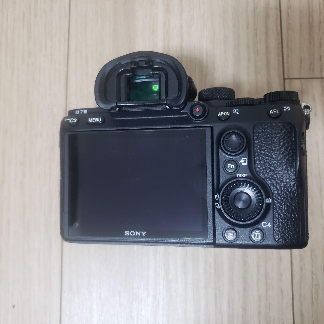 SONY α7 III ミラーレスカメラ 本体と付属品