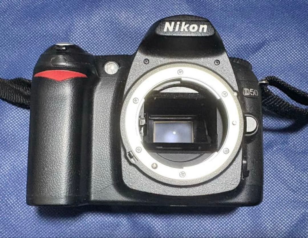 Nikon D50 デジタル一眼レフカメラセット　Double zoom kit