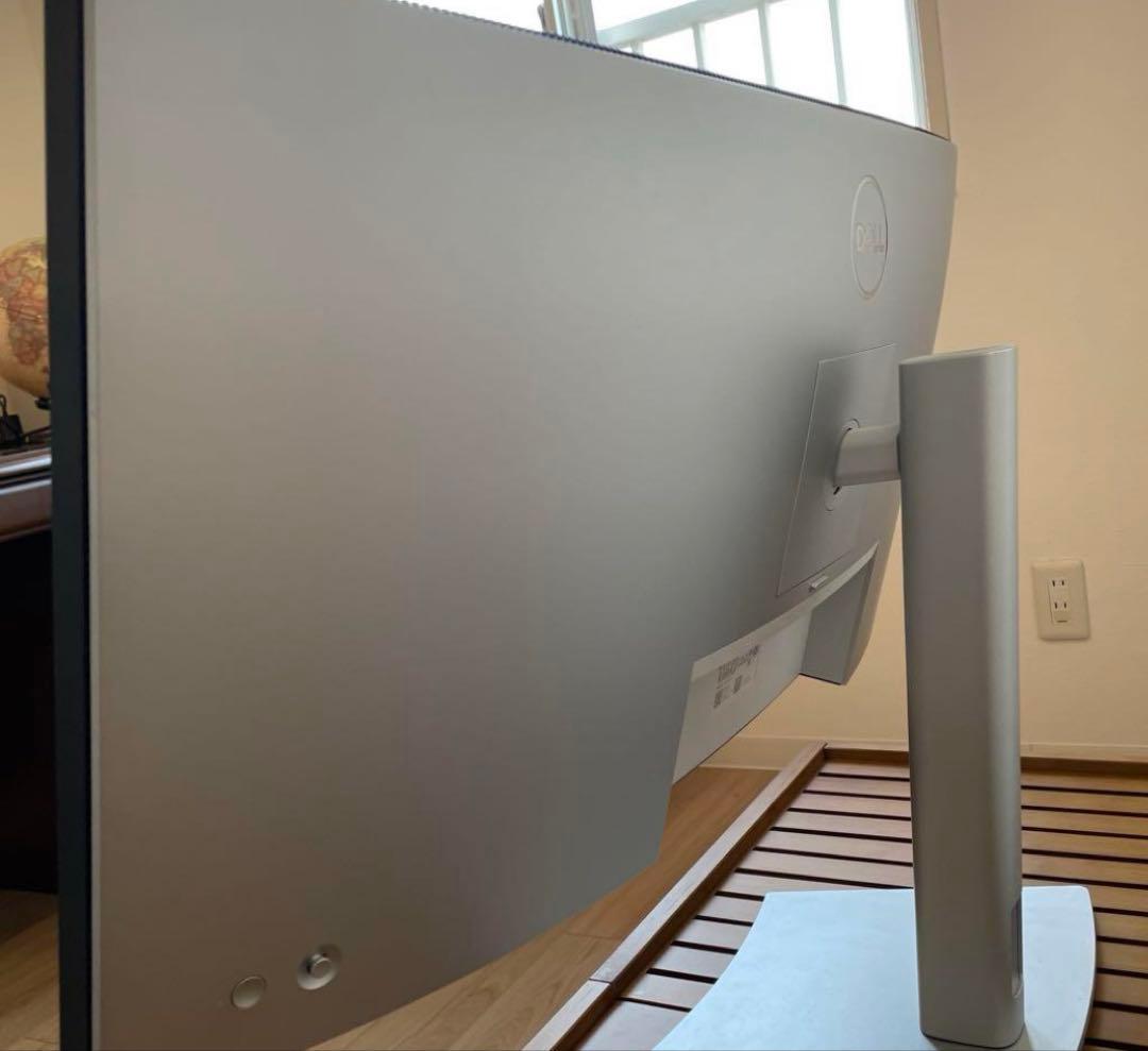 Dell U3421WE 34型超人気商品です。大型湾曲モニター