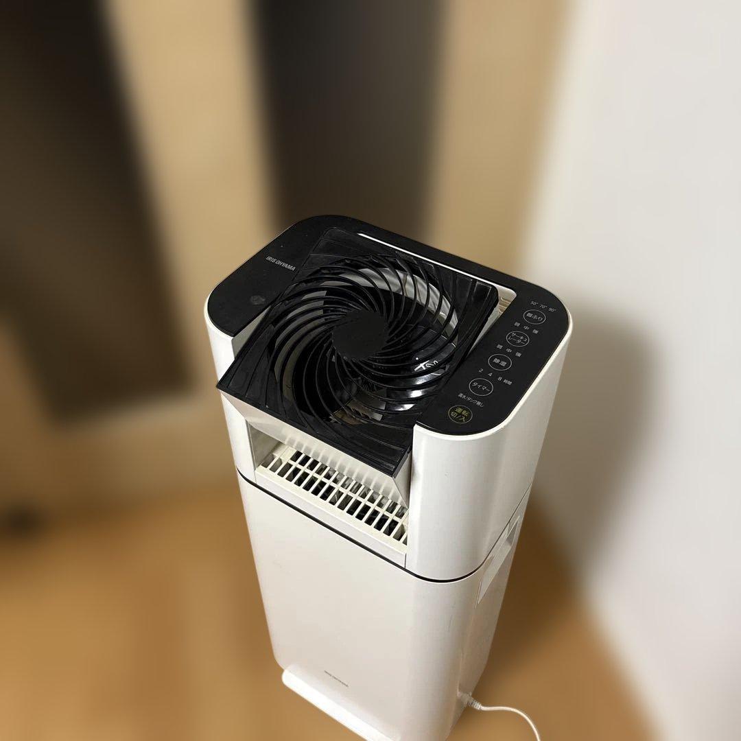 衣類乾燥除湿機　アイリスオーヤマ　サーキュレーター