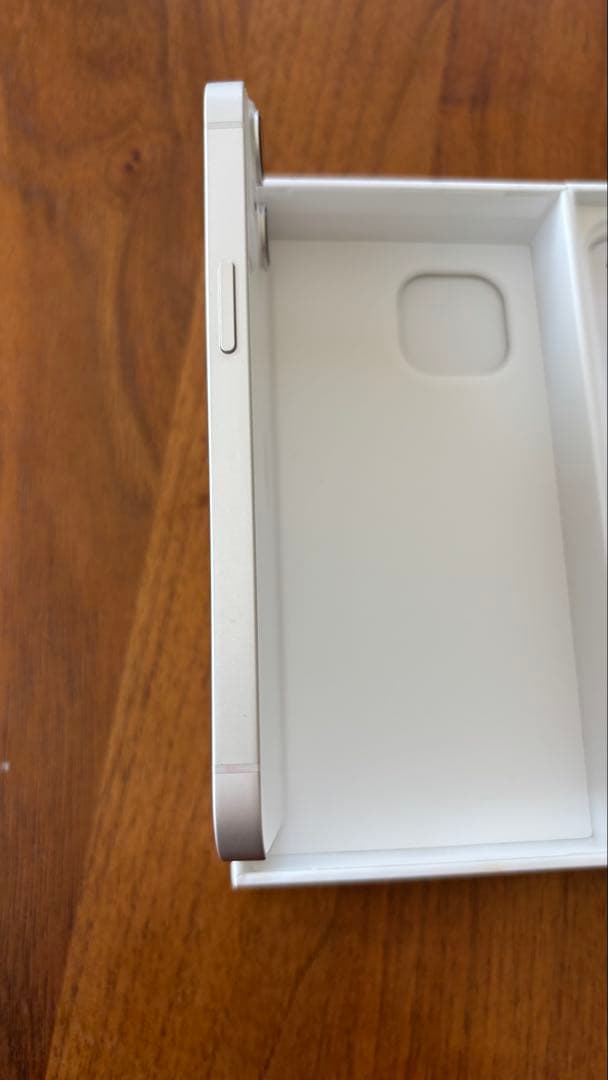 iPhone13　128GB　SIMフリー　スターライト 付属品