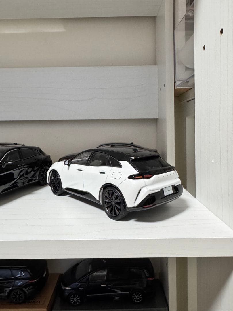 クラウンスポーツ カラーサンプル ミニカー 1/30