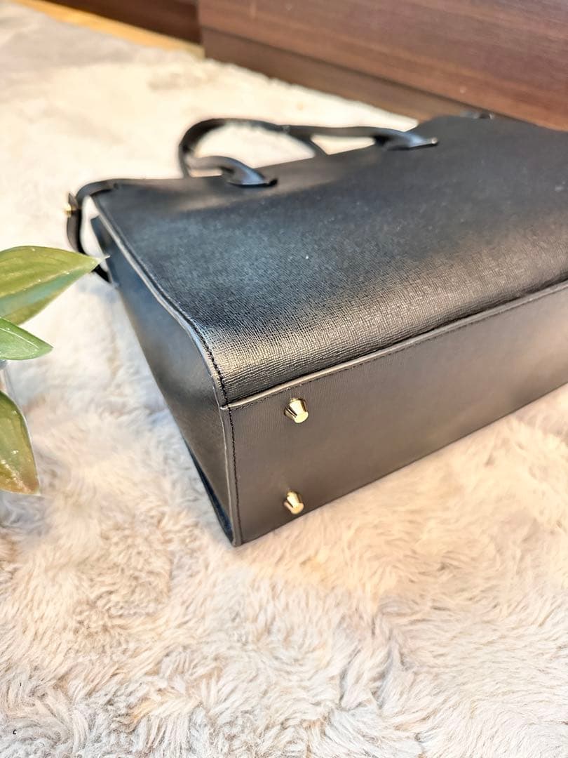 FURLA ビジネスバッグハンドバッグ トートバッグ レザー 黒　A4収納