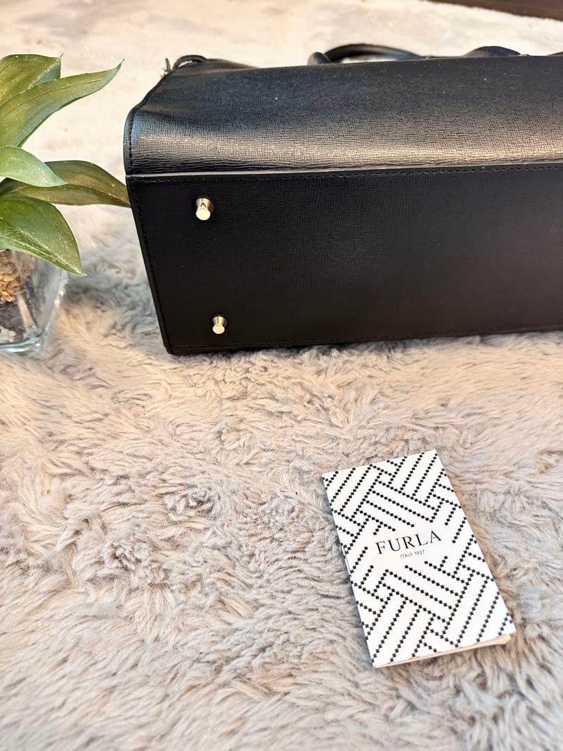 FURLA ビジネスバッグハンドバッグ トートバッグ レザー 黒　A4収納