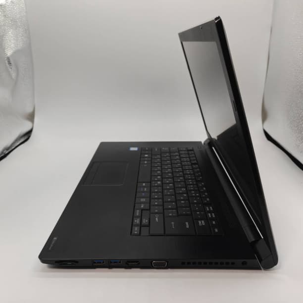 第8世代i7 16GB バッテリ◎ フルHD 15 東芝 SSD256 オフィス