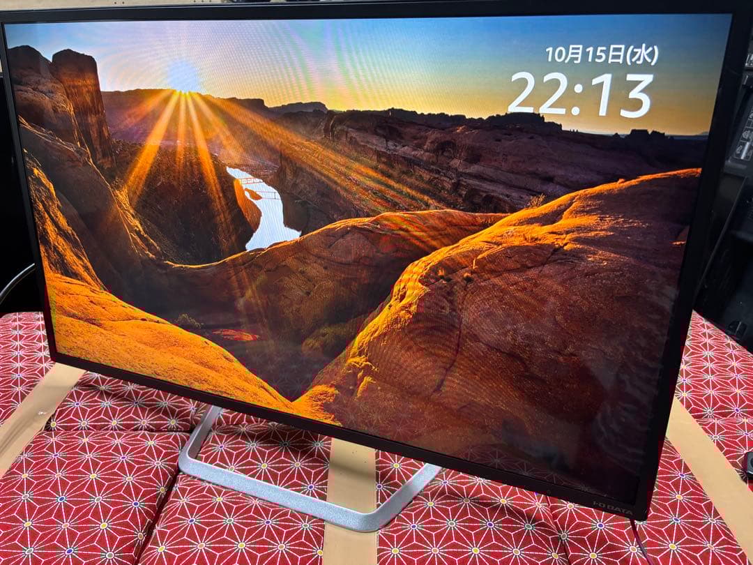 IODATA 31.5インチモニター DF321XDB　内蔵スピーカー有り