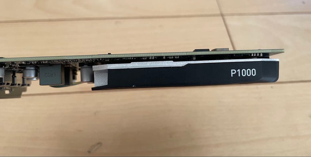 NVIDIA QUADRO Ｐ1000グラフィックボード