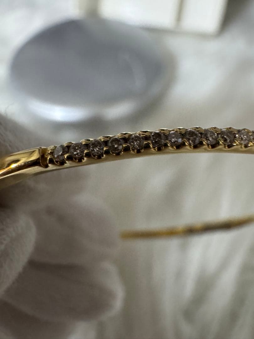 K18Diamond Line ゴールドバングル ダイヤモンド装飾