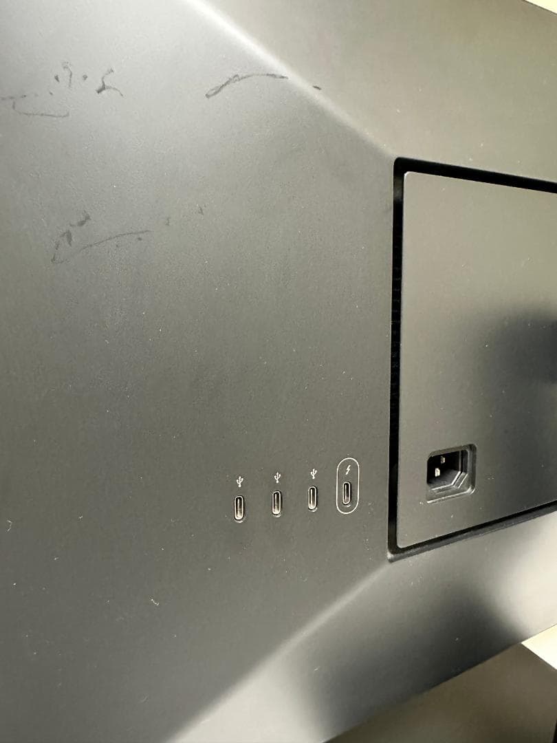 ディスプレイ・モニター本体 LG UltraFine 5K Display 27MD5KA for Mac