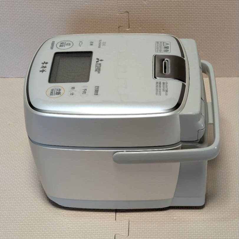 三菱 NJ-SWA06-W 【本炭釜】 3.5合 IH炊飯器 2020年製
