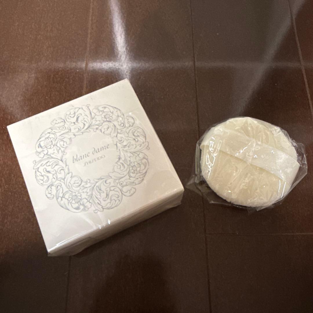 あ*み様 blancdameブランダーム スノービューティー パウダー マキアー