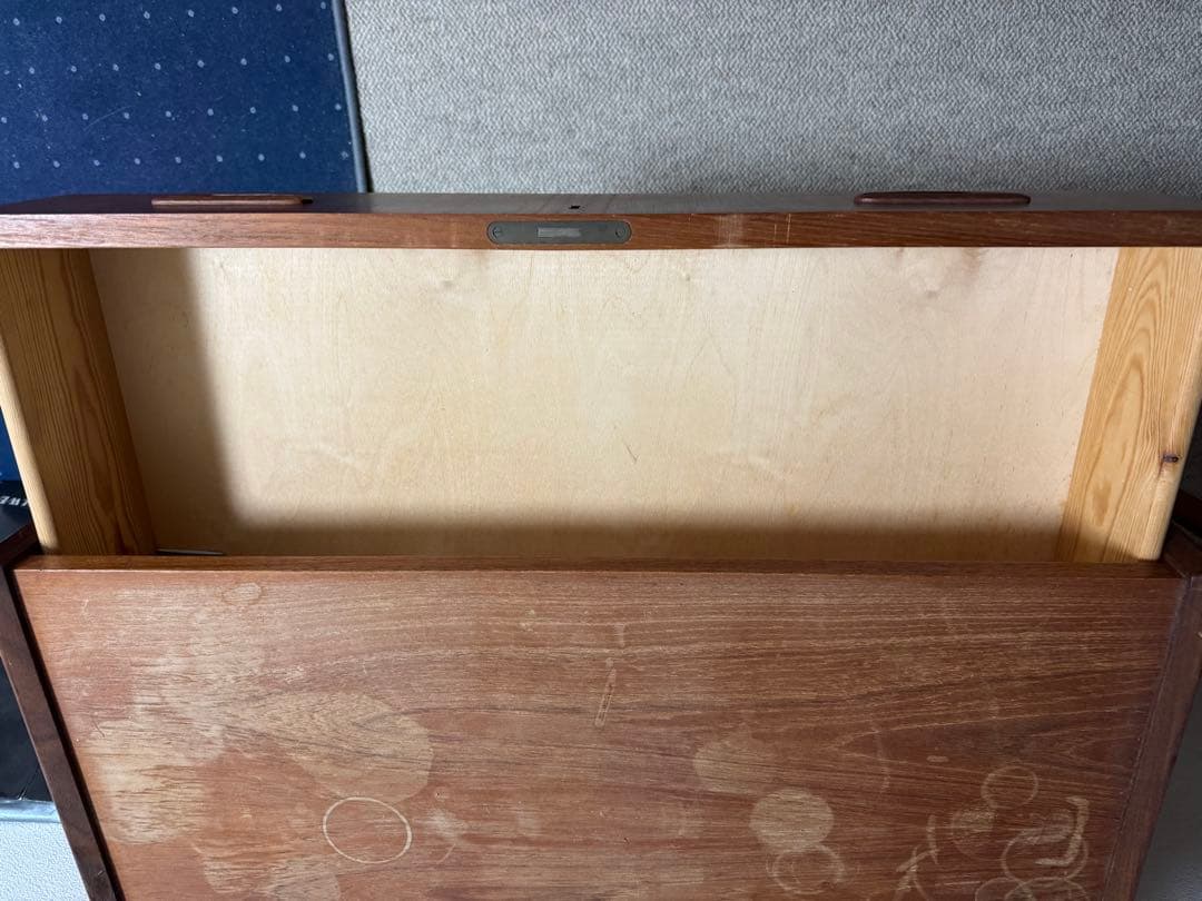 デンマーク　ヴィンテージチェスト　輪染みあり