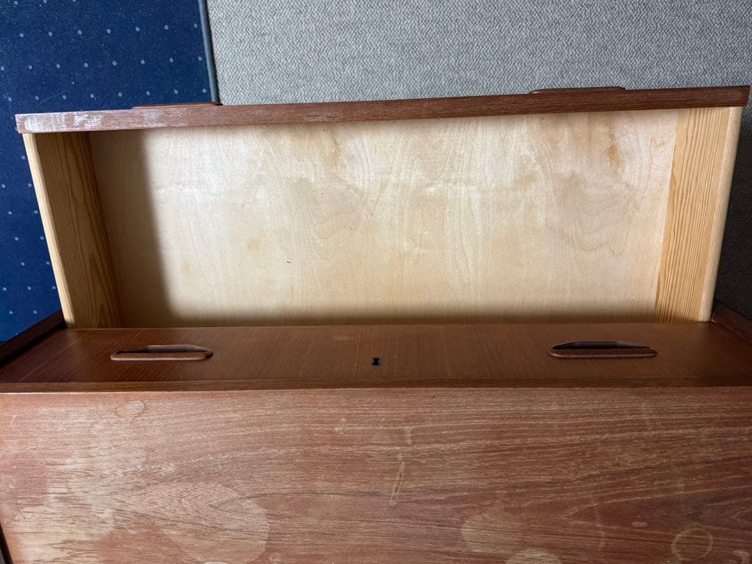 デンマーク　ヴィンテージチェスト　輪染みあり