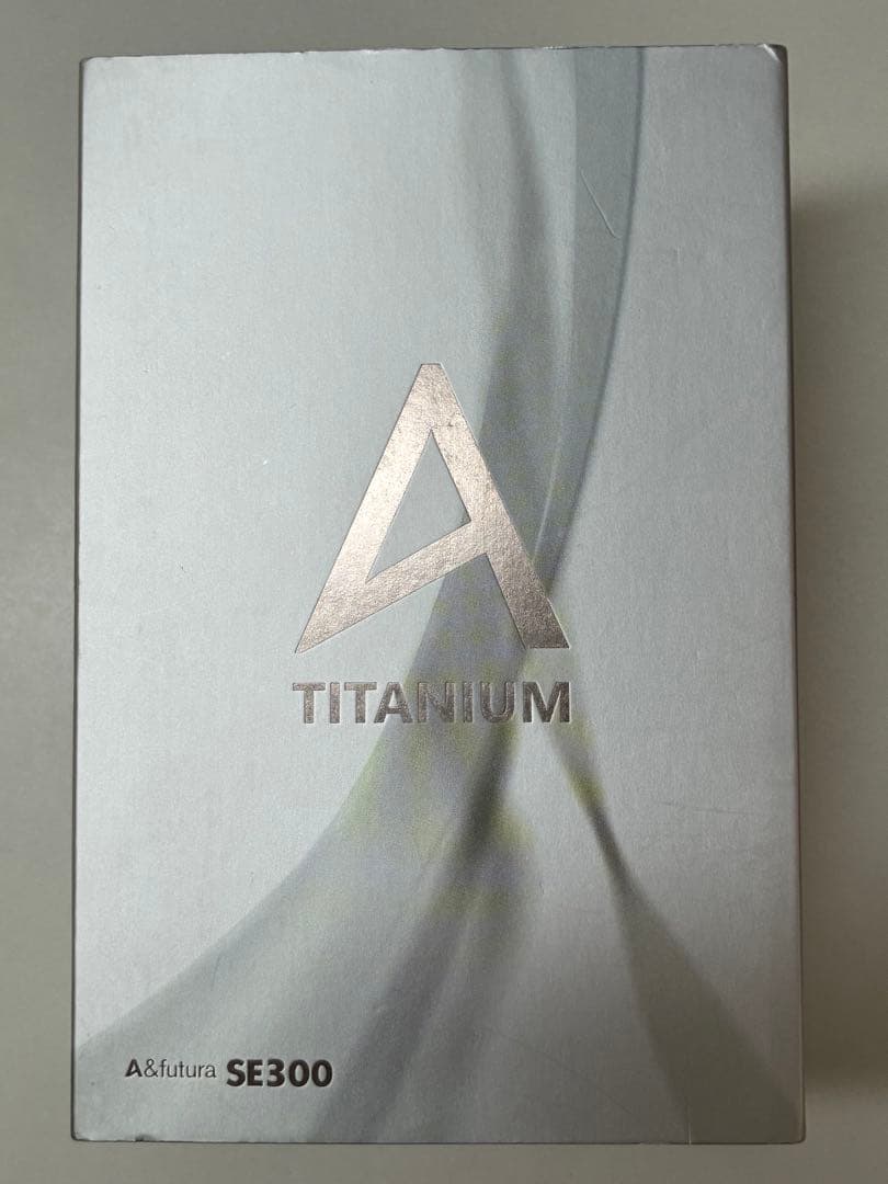 ポータブルプレーヤー Astell&kern A&futura SE300 TITAN