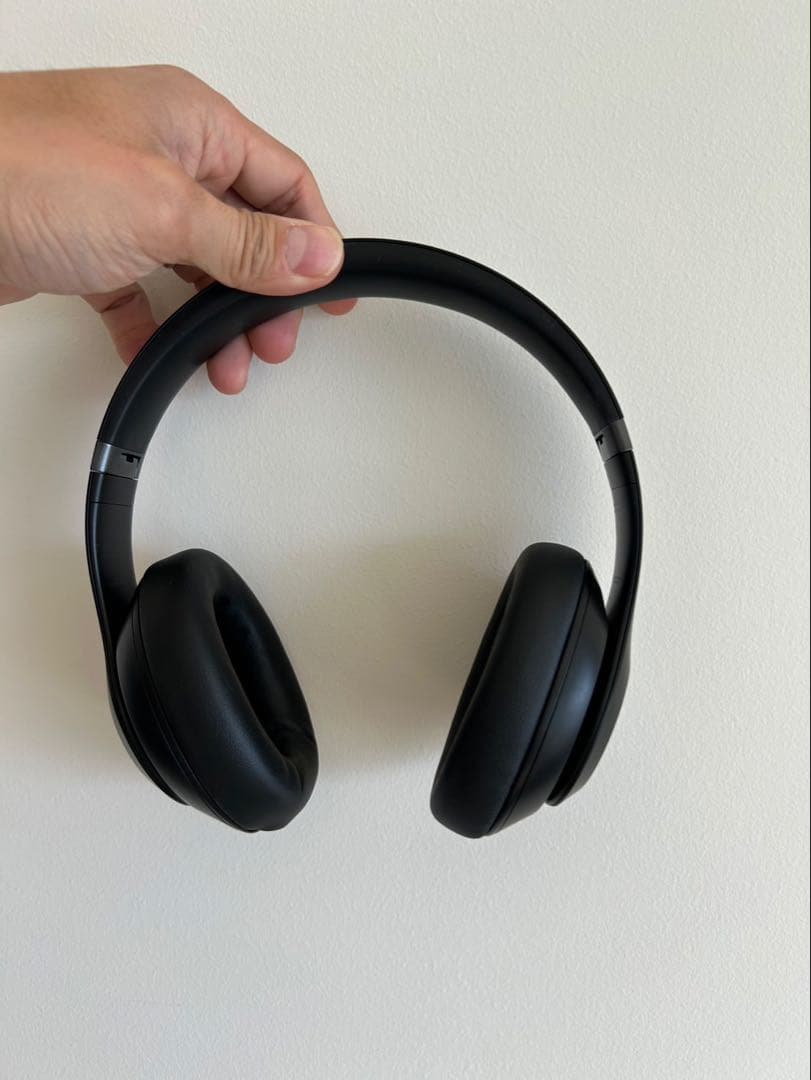 Beats ワイヤレスヘッドホン ブラック