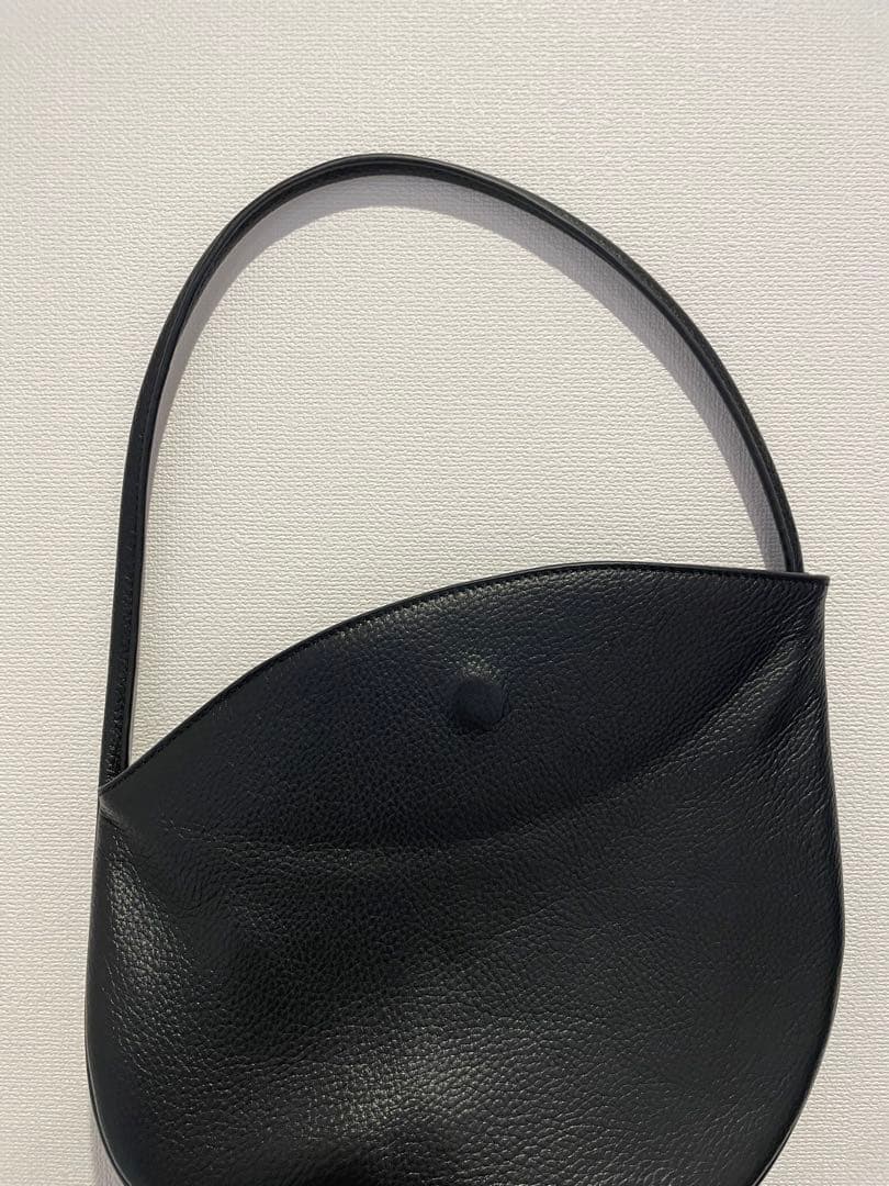 【美品】anuke アンヌーク Leather Round Bag バッグ 黒