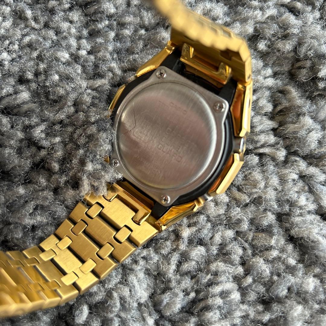 美品 G-SHOCK カシオーク ゴールド ga-2100 腕時計
