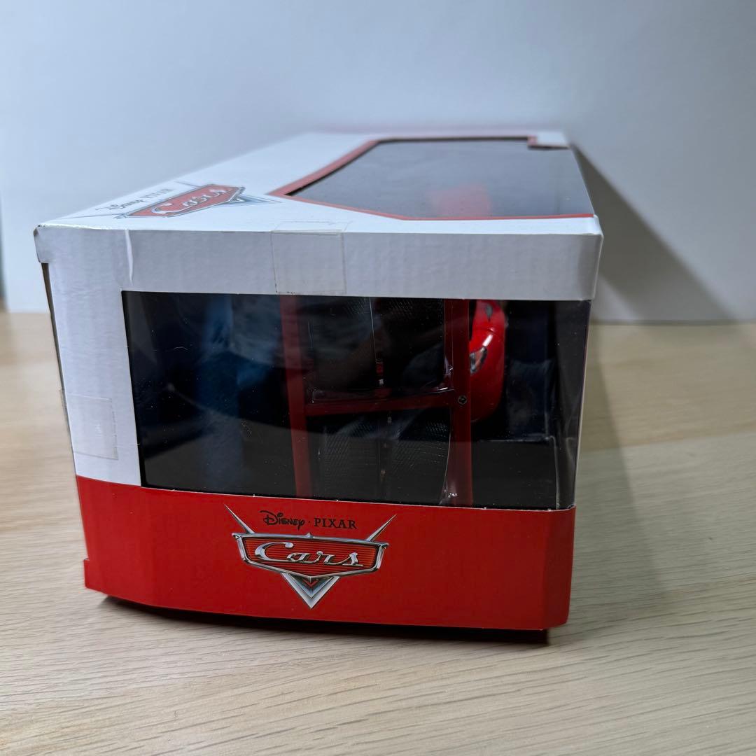 新品未開封 カーズ マックィーンMcQueen合金モデル 限定ラック付