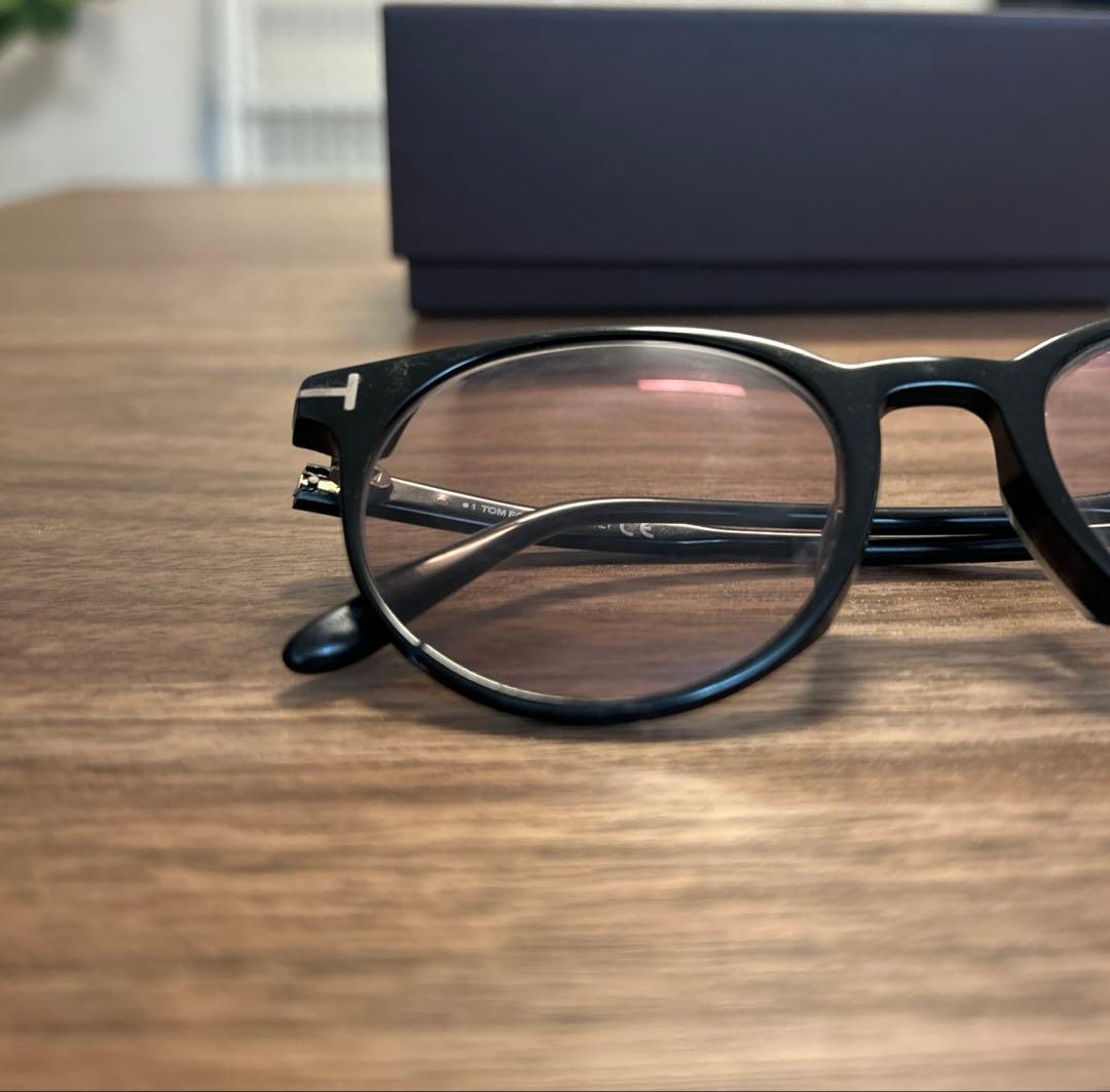 トムフォード　TOM FORD サングラス　TF5695-F-B 訳あり