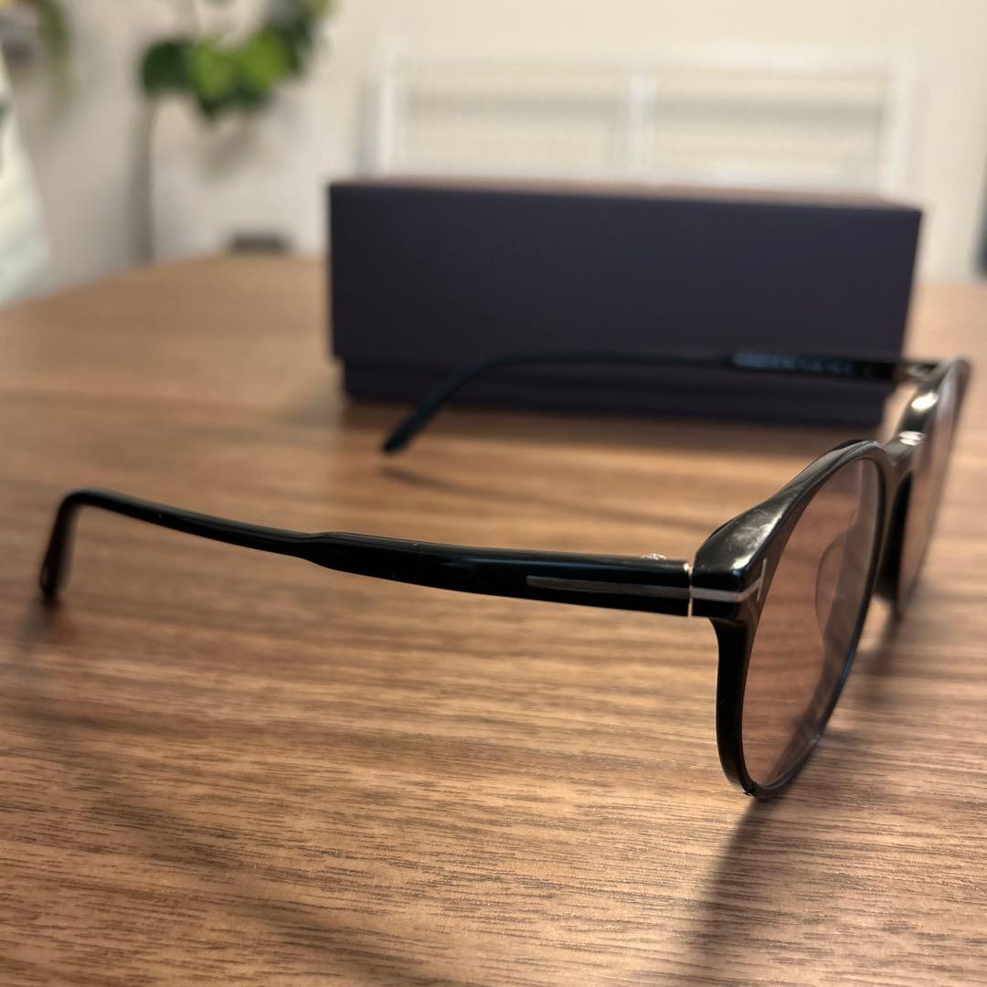 トムフォード　TOM FORD サングラス　TF5695-F-B 訳あり