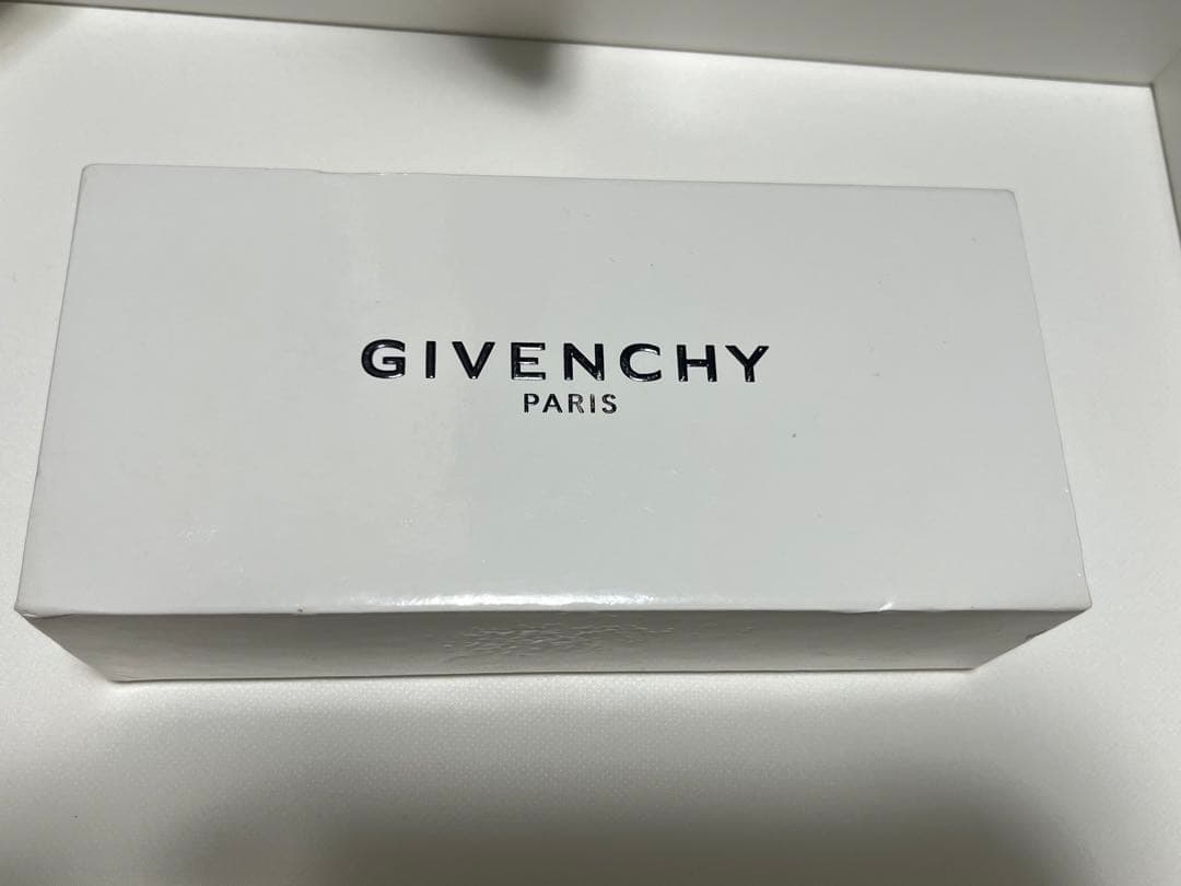 Givenchy サングラス