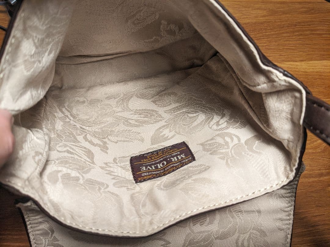 MR.OLIVE SMART MAIL BAG レザー ショルダー 撥水