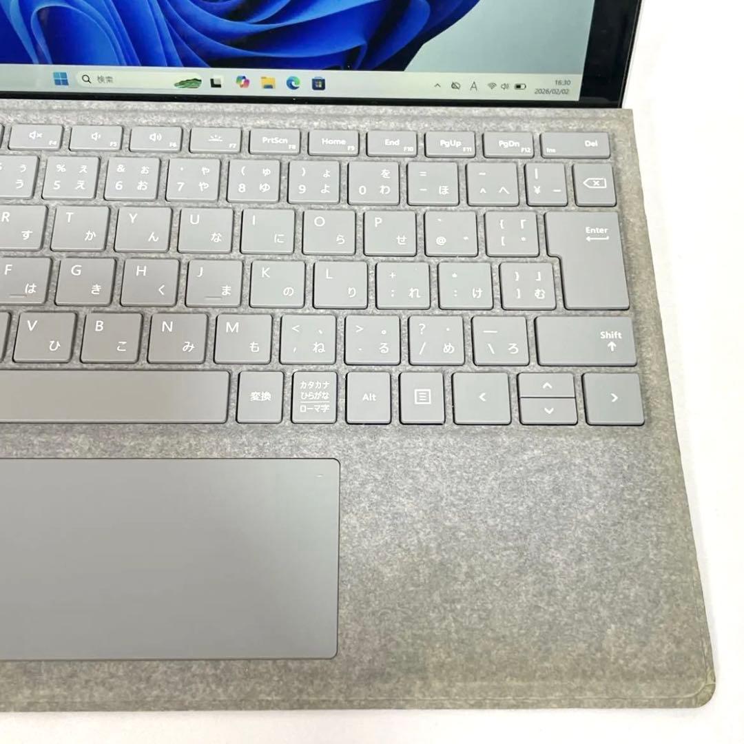 Microsoft Surface Pro5 SSD256GB 12インチPC