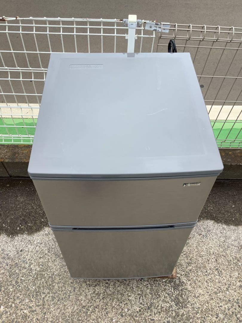ヤマダ電機 2ドア冷蔵庫 90L YRZ-C09G1 2019年製 シルバー系
