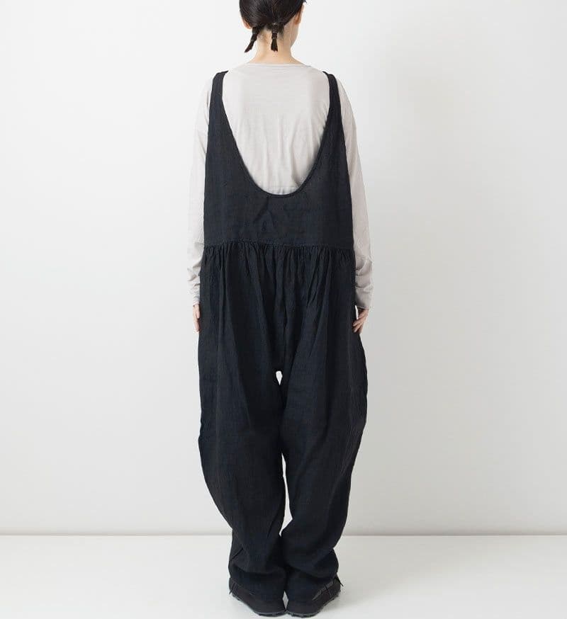 ヴェリテクール　ギャザーオールインワン　ブラック