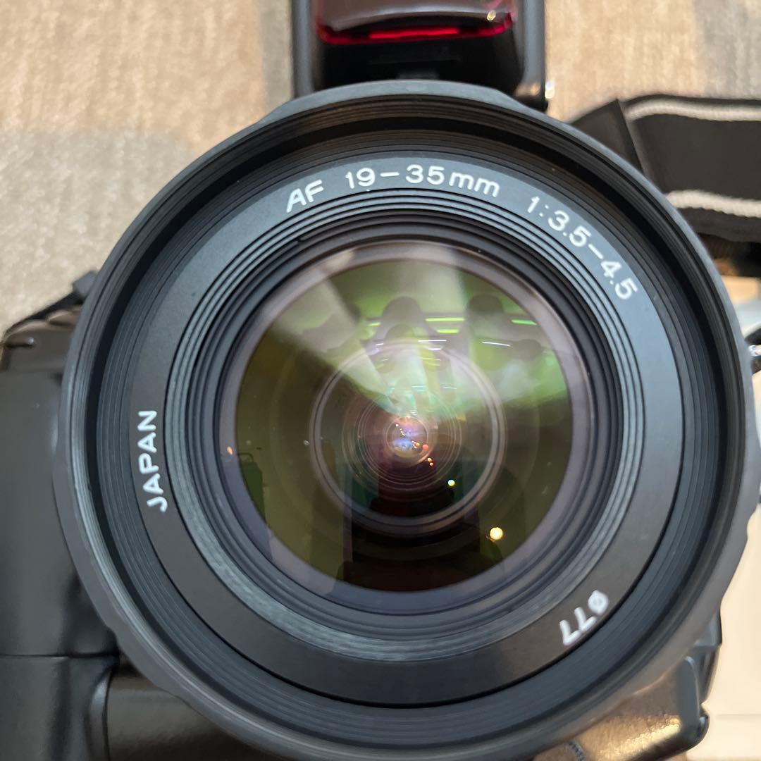 【良品】Nikon F4s レンズ、ストロボ、マルチコントロールセット