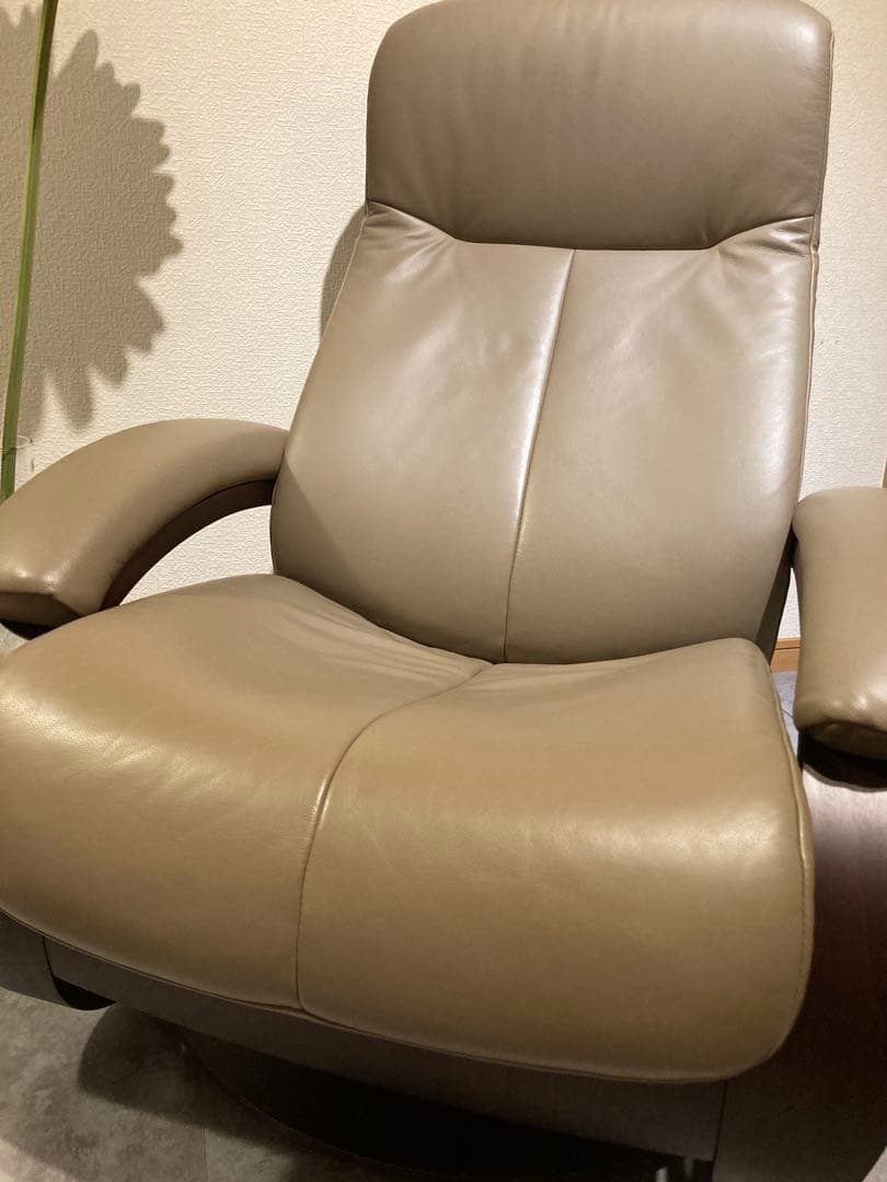 美品 シモンズ ソファ Fjords Uno 限定ソフトレザー