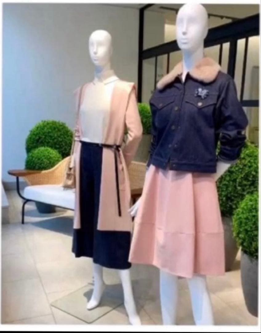 新品タグ付増産品23万 FOXEY ミンク ファー デニムジャケット ブローチ付