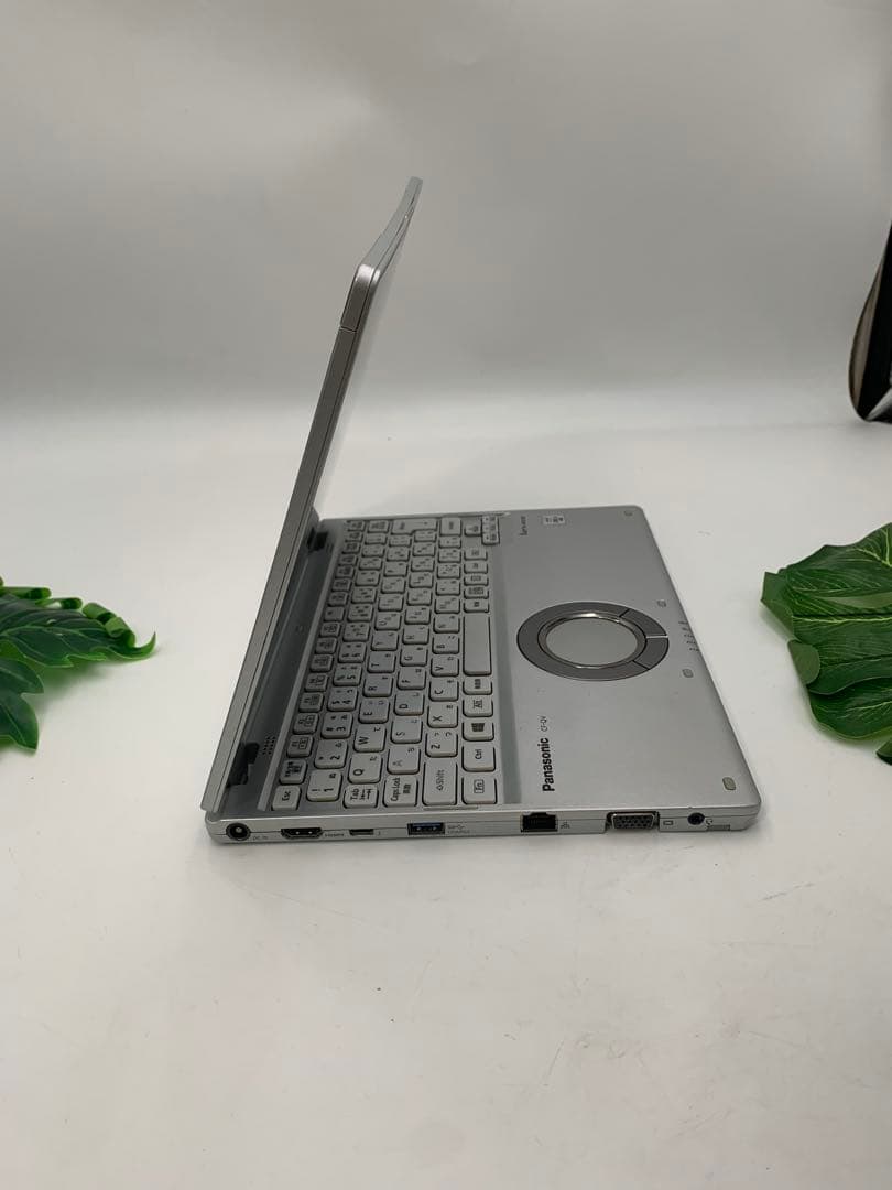 Panasonic CF-QV9 [Core i5 10310Uメモリ16GB