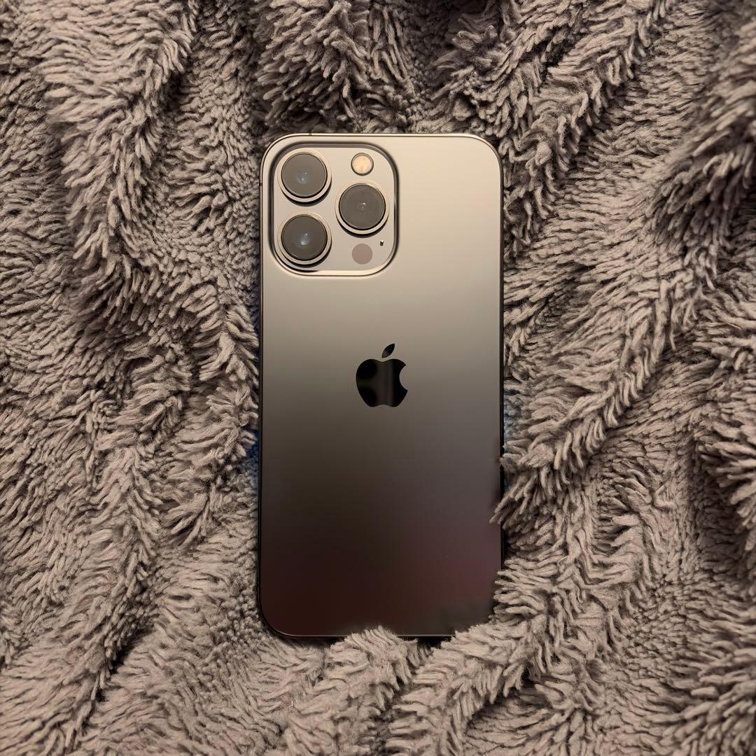 Apple iPhone 13 Pro【美品】