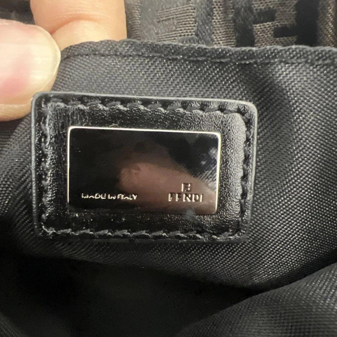 FENDI ズッキーノ　ショルダーバッグ