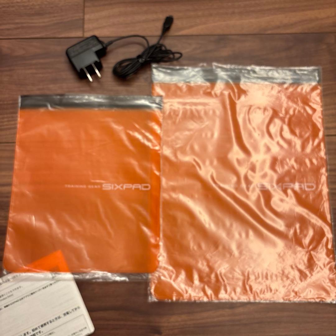 アームベルト　レッグベルト　2台セット シックスパッド