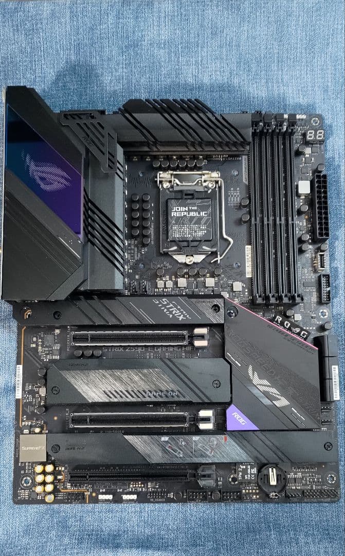 ASUS ROG Z590-E Gaming WiFi LGA1200 マザボ