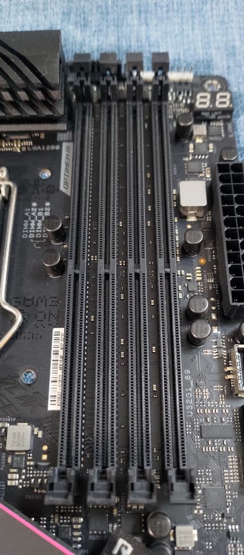 ASUS ROG Z590-E Gaming WiFi LGA1200 マザボ