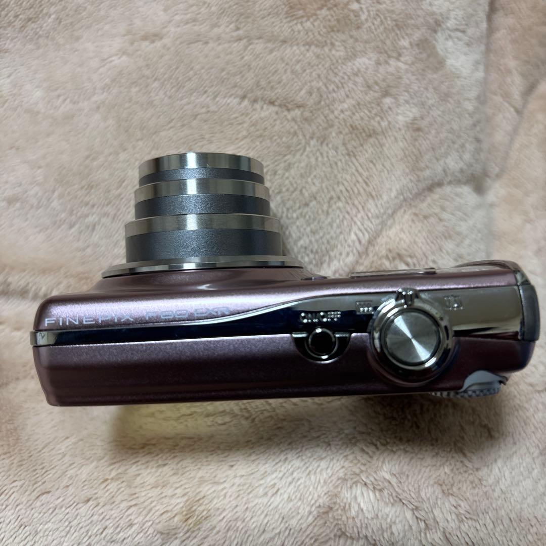 Fujifilm F80EXR 10倍ズーム