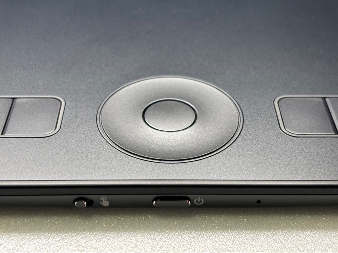 極美品Wacom Intuos Pro Medium PHT-660/K0