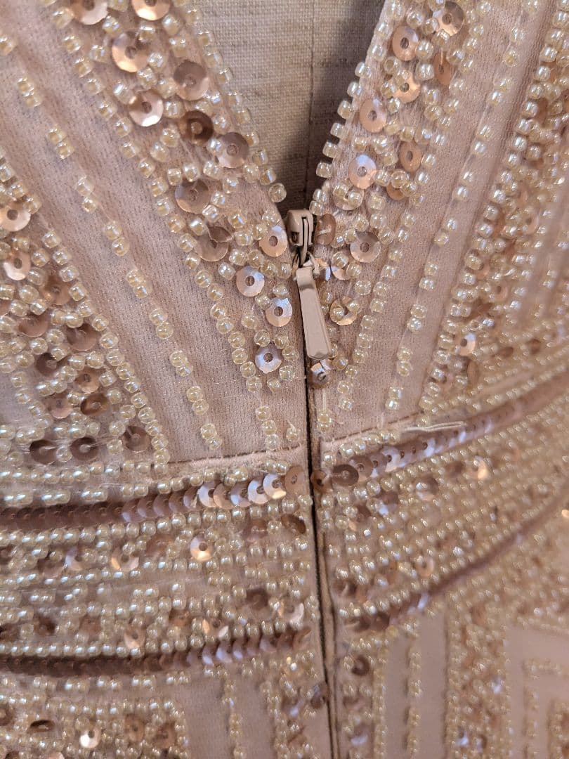 ロングドレス 演奏会発表会　ステージ　パーティー　イブニングドレス 　総ビーズ